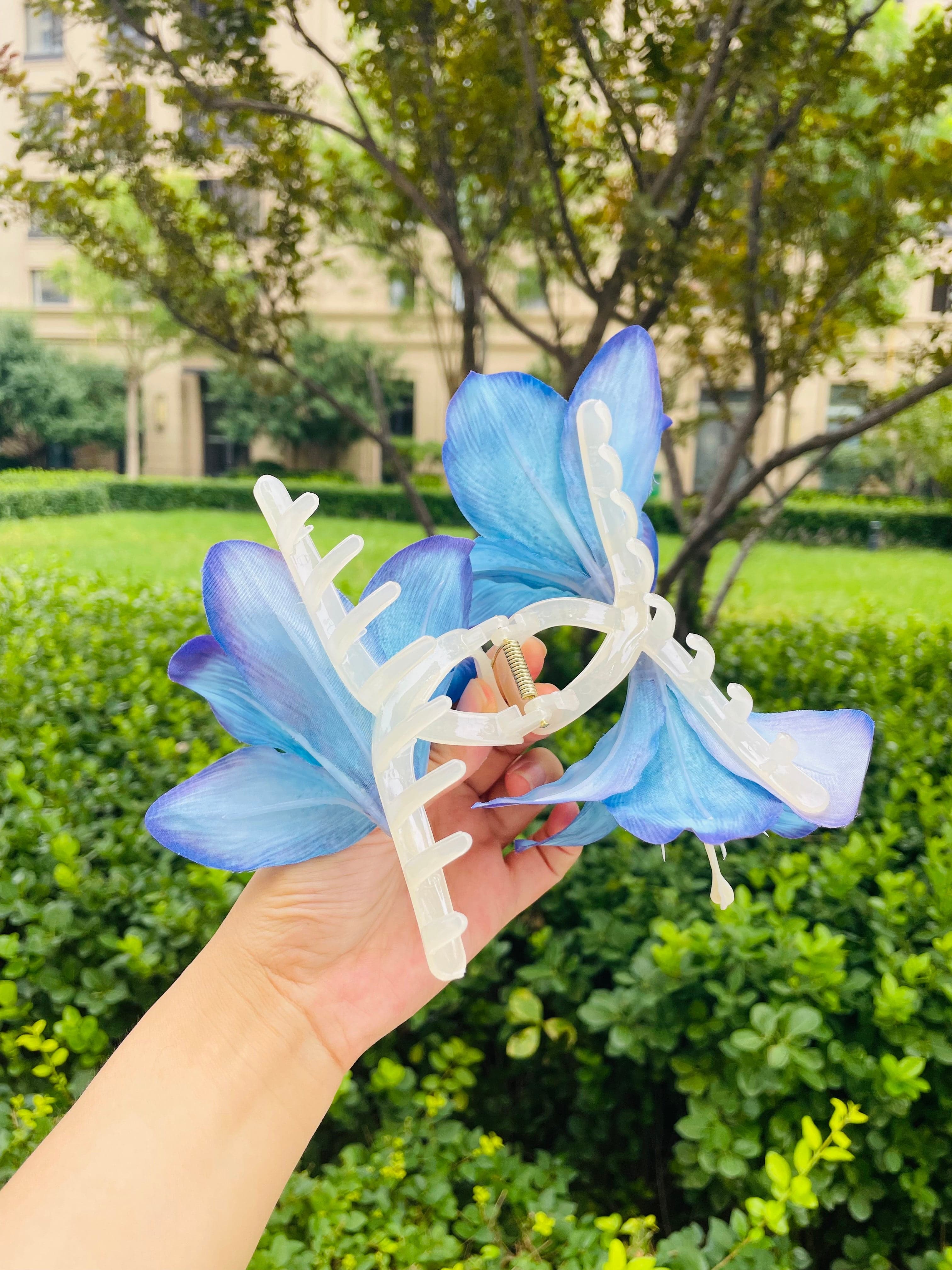 Jumbo  Blue Lily Hair Claw  | NueShiny