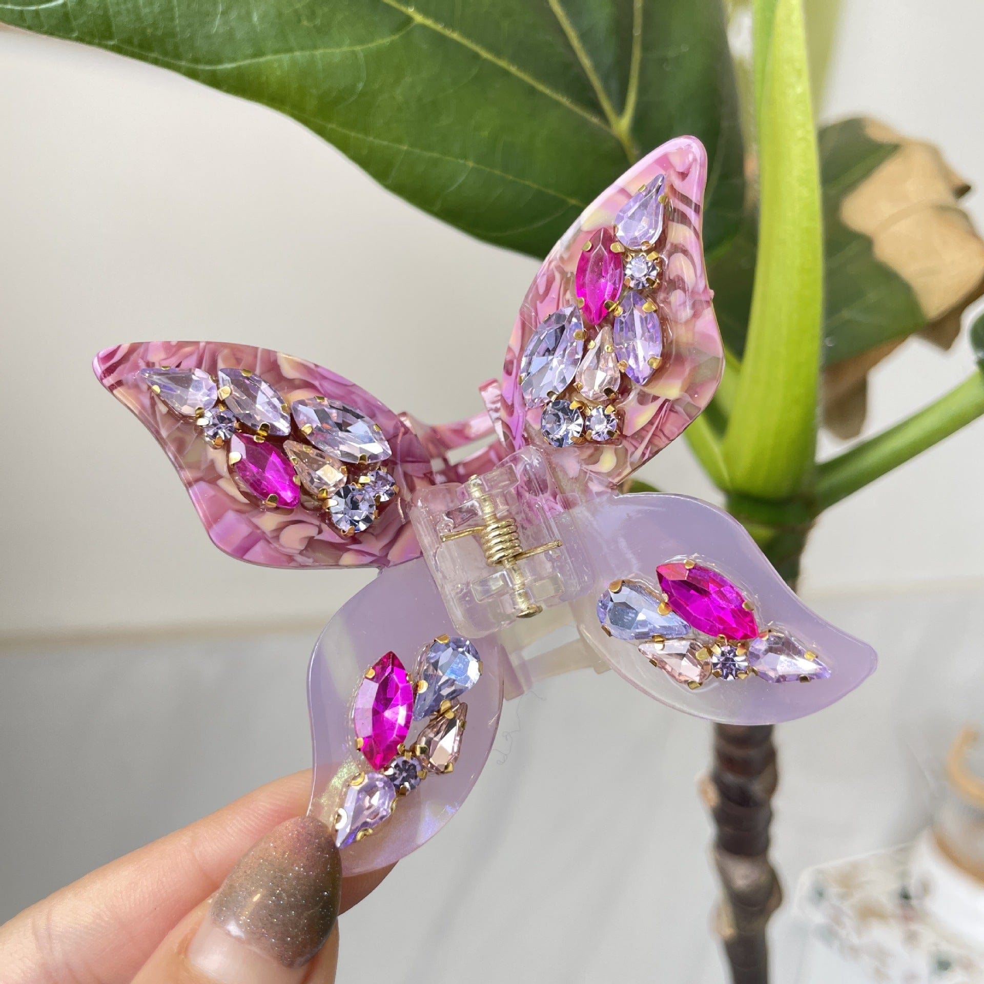 Pink diamond butterfly Hair Claw丨NueShiny