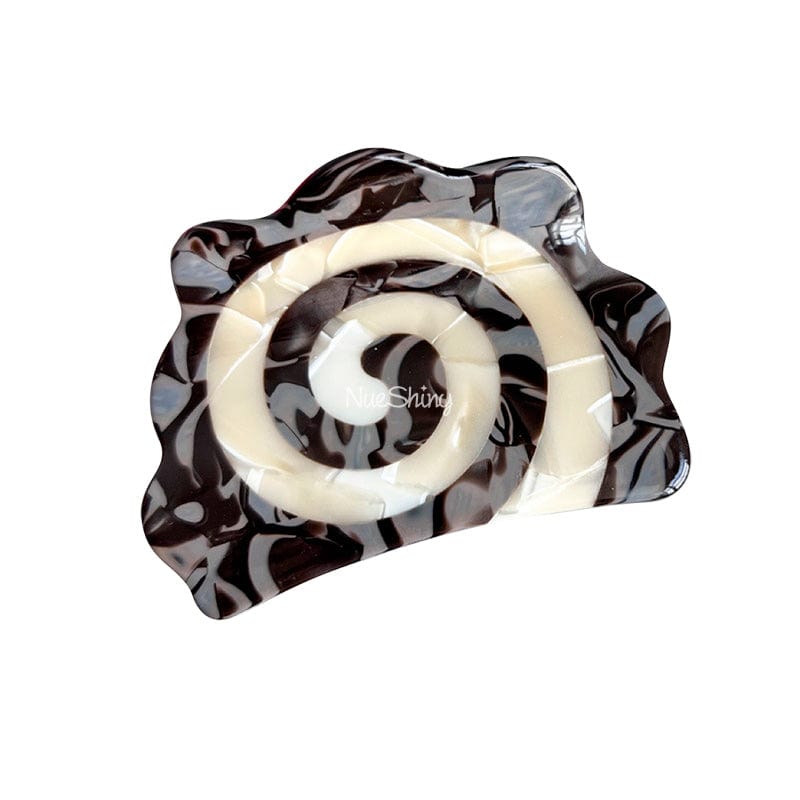 Black Fish Cake Hair Claw | NueShiny