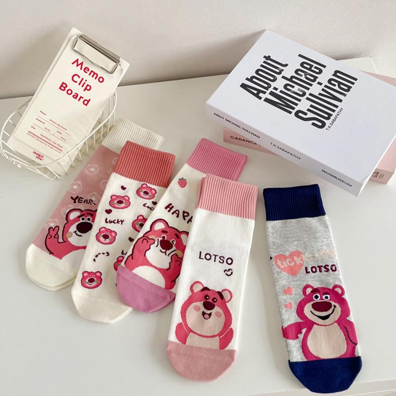 5 Pairs of Strawberry Bear Socks Set丨NueShiny