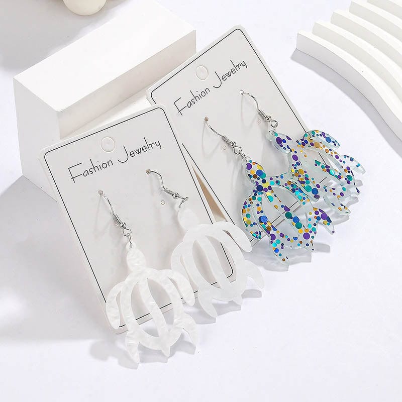 White Fretwork Turtle  Earrings | NueShiny