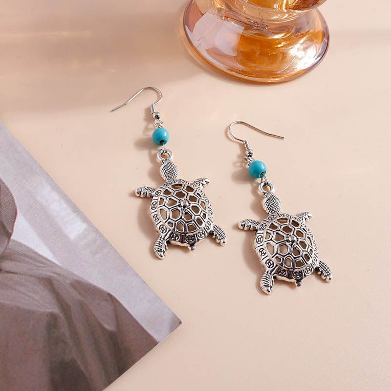 Silver Cut-out Turtle Earrings | NueShiny