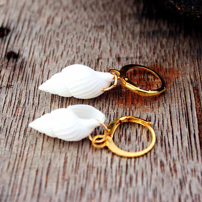 White Spiral Shell Earrings | NueShiny