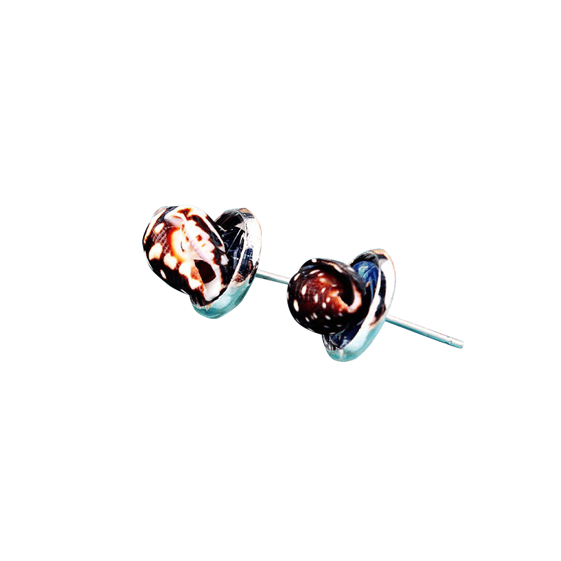 Silver Little Black Flower Conch Earrings | NueShiny