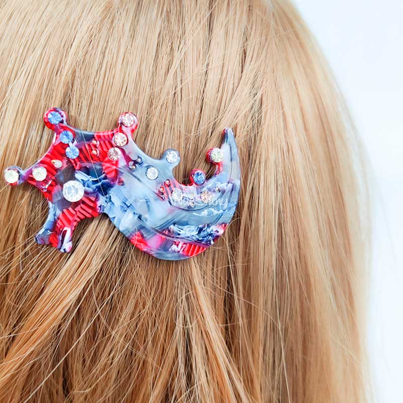 Pre-sale Gradient Diamond Seahorse Hair Clip | NueShiny