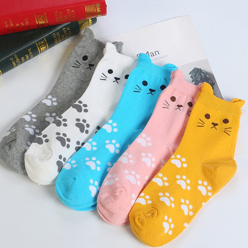 Paws and Playful Prints Cat-Inspired White Socks | NueShiny