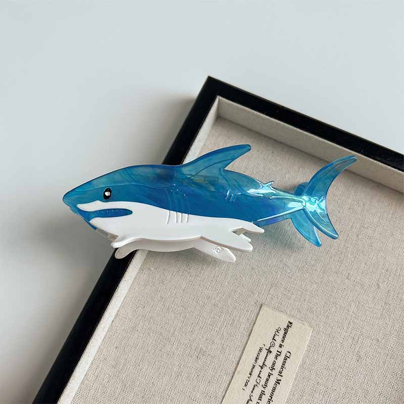 Medium  Cartoon Translucent Blue Shark Hair Claw | NueShiny