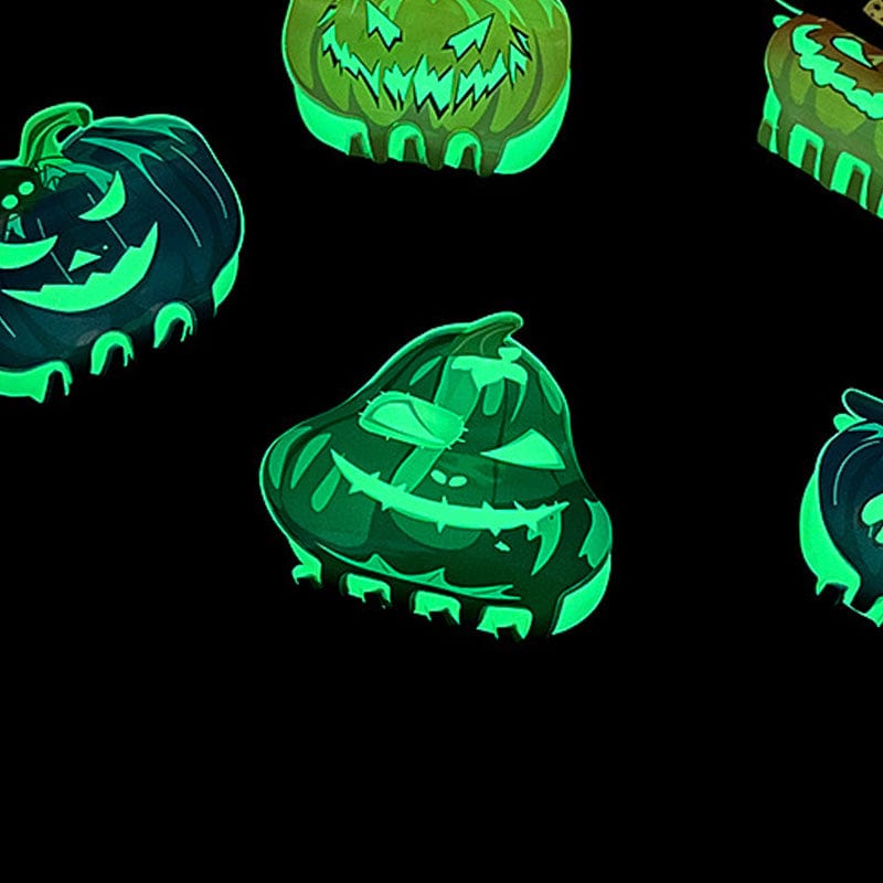 Small Black Halloween Glow-In-The-Dark Pumpkin Hair Claw | NueShiny