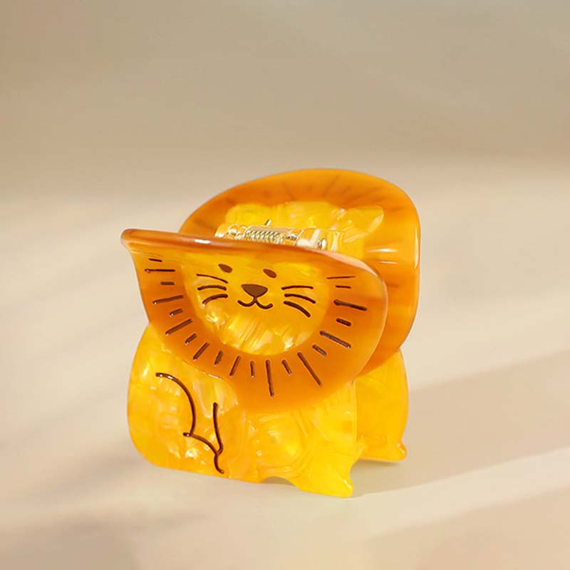 Small  Cute orange lion hair claw | NueShiny