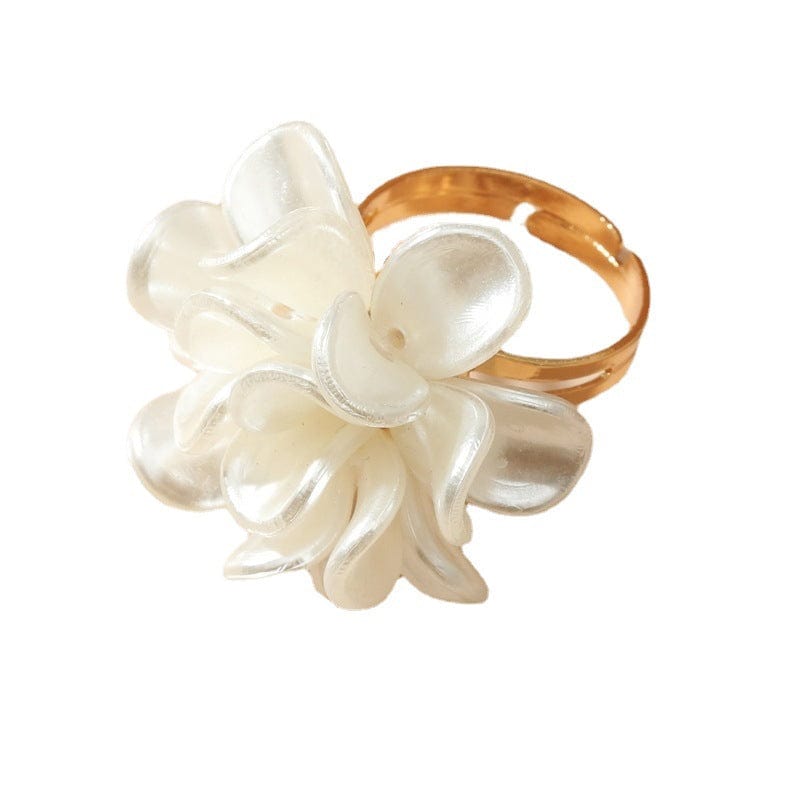 Camellia Ring | NueShiny