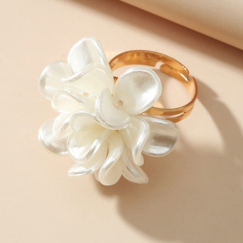 Camellia Ring | NueShiny