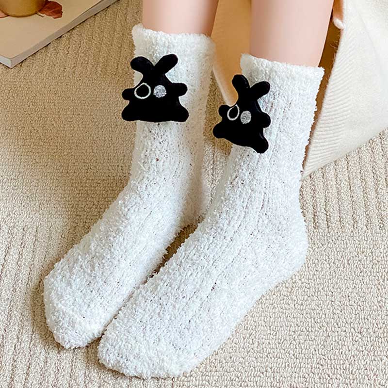 White Fleece Bunny Socks丨NueShiny