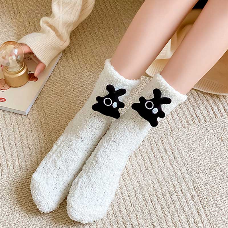 White Fleece Bunny Socks丨NueShiny