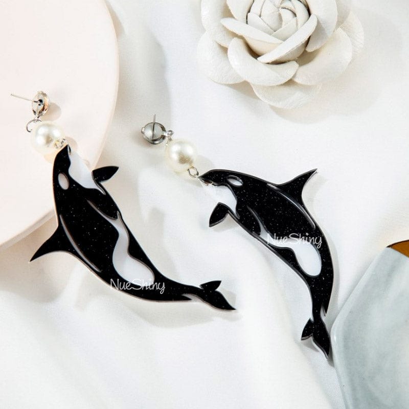 A Pair of Orcas Killer Whales Earrings丨NueShiny