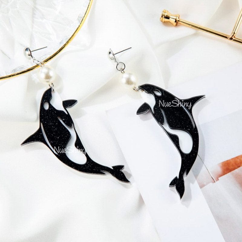 A Pair of Orcas Killer Whales Earrings丨NueShiny